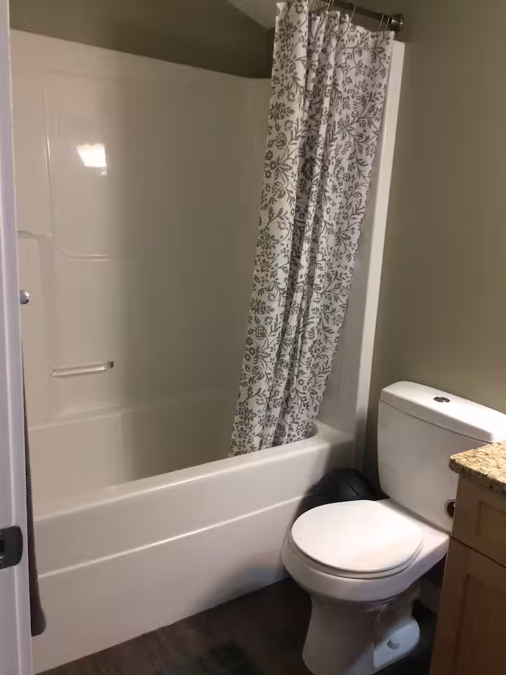 Bonnie Doon cabin bedroom