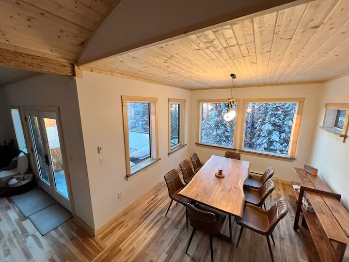 Double Black Retreat cabin interior