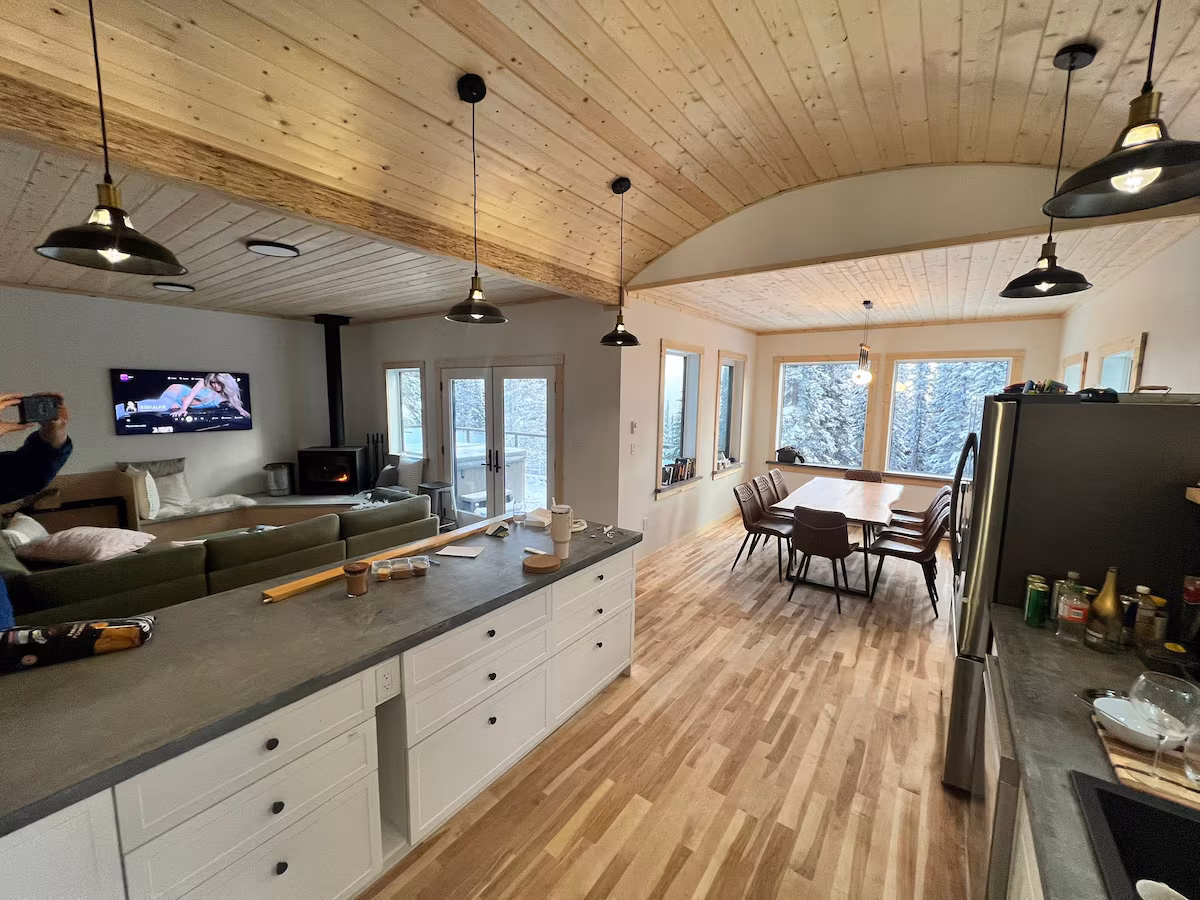 Double Black Retreat cabin living area